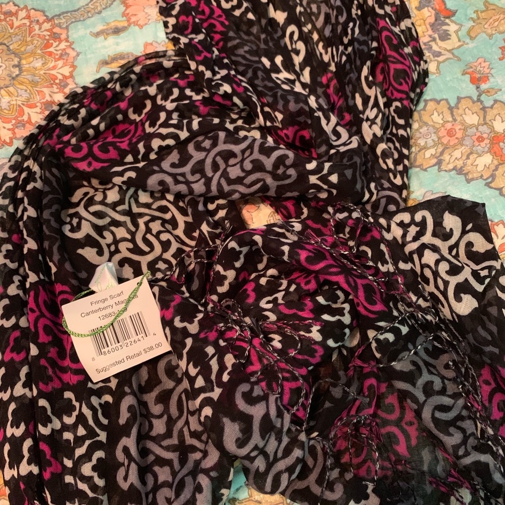 New Vera Bradley  Fring Scarf Canterberry Magenta